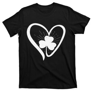 Happy St Patrick's Day Irish Shamrock Heart Family Lucky Day T-Shirt