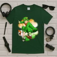 Happy St Patricks Day Skateboarding Leprechaun T-Shirt