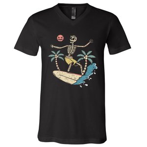 Hawaii Surfer Skeleton Halloween Beach Scary Spooky Surfers V-Neck T-Shirt