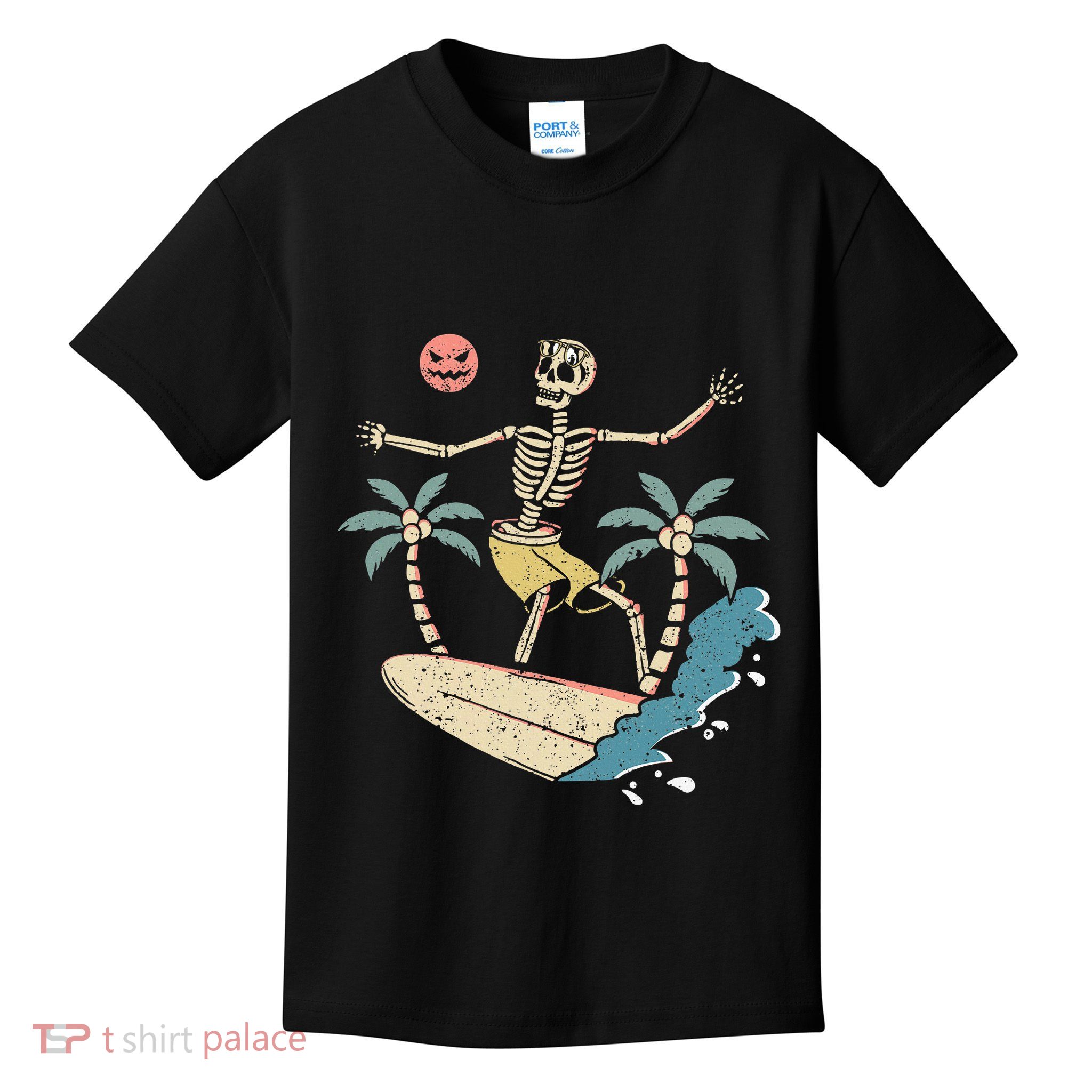 Hawaii Surfer Skeleton Halloween Beach Scary Spooky Surfers Kids T-Shirt