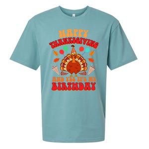 Happy Thanksgiving And Yes It's My Birthday Cute Turkey Day Gift Sueded Cloud Jersey T-Shirt