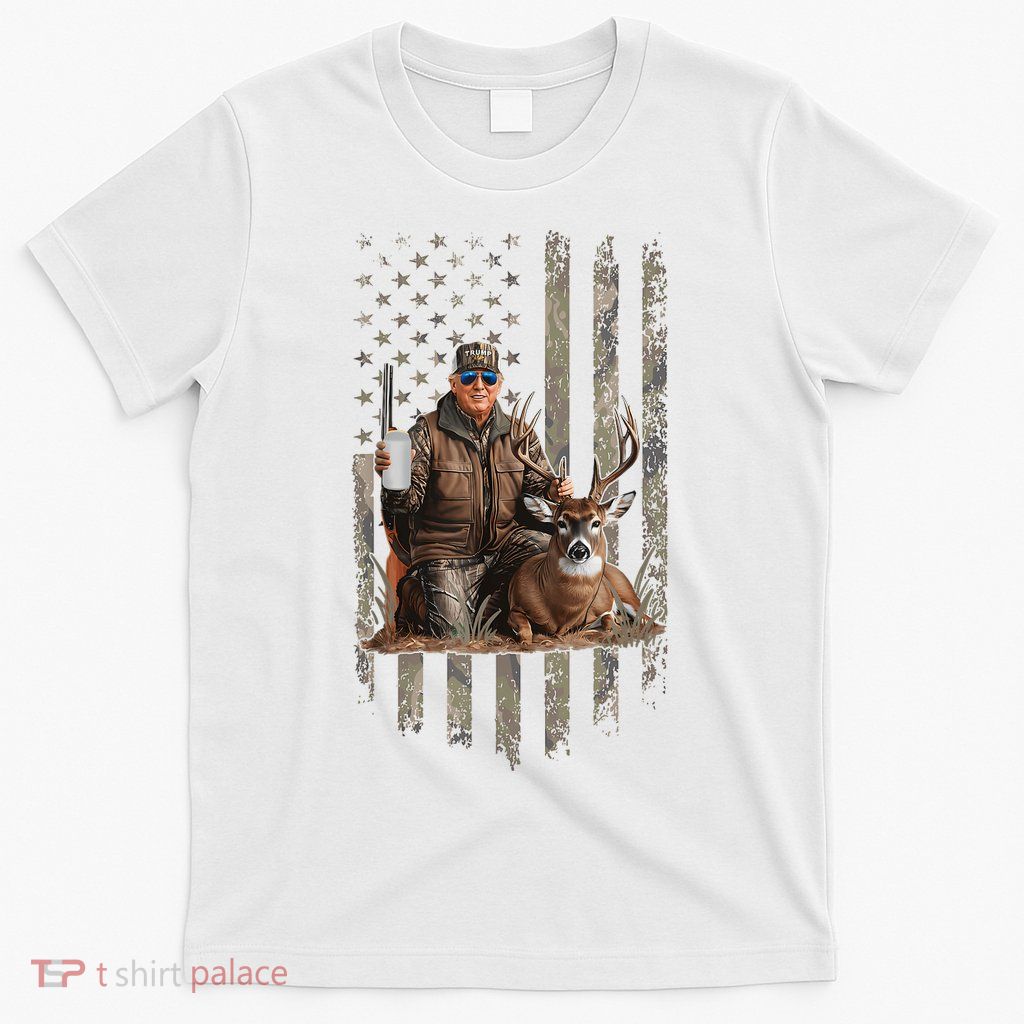 Hunting Trump Camouflage Usa Flag Deer Hunting Season Maga T-Shirt