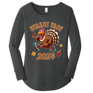 Happy Thanksgiving Day Running Turkey Funny Turkey Trot 2024 Women's Perfect Tri Tunic Long Sleeve Shirt