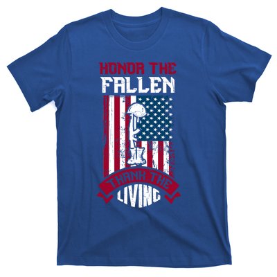 Honor The Fallen Thank The Living Memorial Day Design Gift T-Shirt