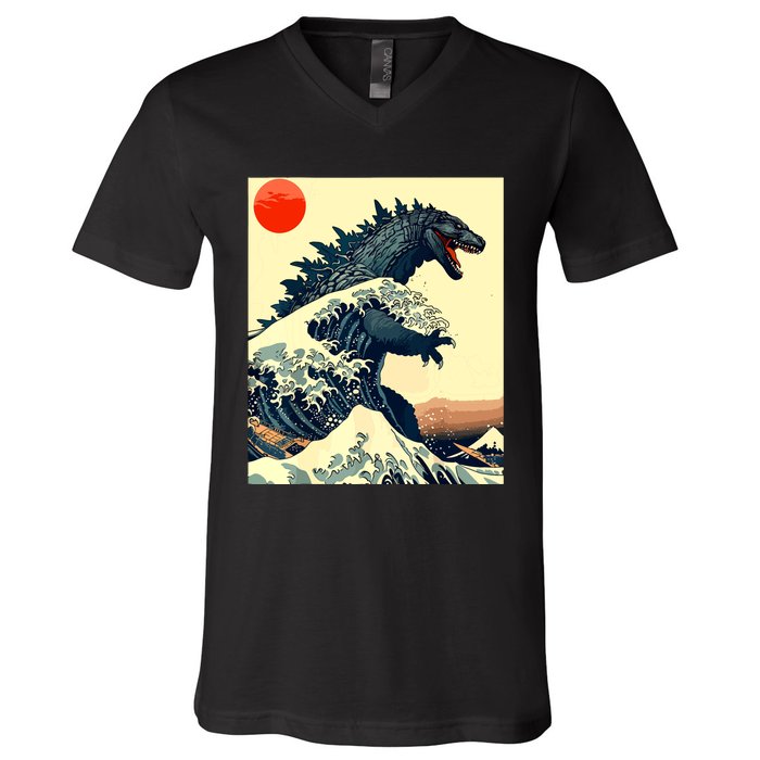 Hokusai The Great Kaiju Off Kanagawa Vintage Japanese Art V-Neck T-Shirt