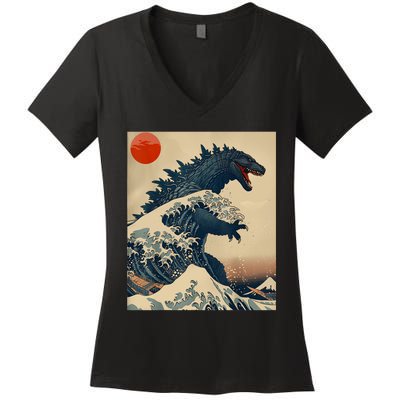 Hokusai The Great Kaiju Off Kanagawa Vintage Japanese Art Women's V-Neck T-Shirt