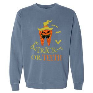 Halloween Trick Or Teeth Pumpkin Dentist Scary Funny Dental Cool Gift Garment-Dyed Sweatshirt