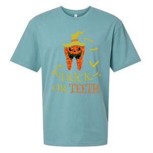 Halloween Trick Or Teeth Pumpkin Dentist Scary Funny Dental Cool Gift Sueded Cloud Jersey T-Shirt