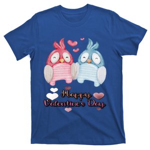 Happy Valentine's Day With Cute Penguins Couple And Hearts Cute Gift T-Shirt