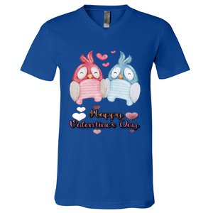 Happy Valentine's Day With Cute Penguins Couple And Hearts Cute Gift V-Neck T-Shirt