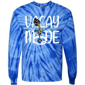 Holiday Vacation Feeling Cocktail Glas In Vacay Mode Gift Tie-Dye Long Sleeve Shirt