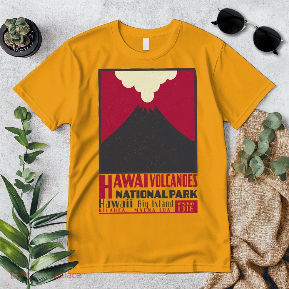 Hawaii Volcanoe National Park Premium T-Shirt