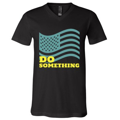 Harris Walz 2024 Michelle Obama Says Do Something V-Neck T-Shirt