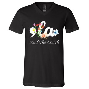 Harris Walz 2024 Comma La And The Coach V-Neck T-Shirt