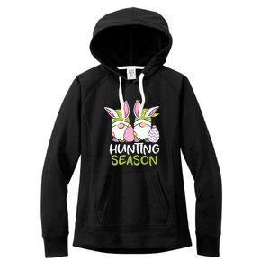 Hunting Season Easter gnome Couple Easter Day Women's Fleece Hoodie