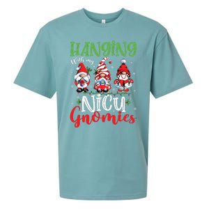 Hanging With My Nicu Gnomies Cute Xmas Lights Gnome Nurse Sueded Cloud Jersey T-Shirt