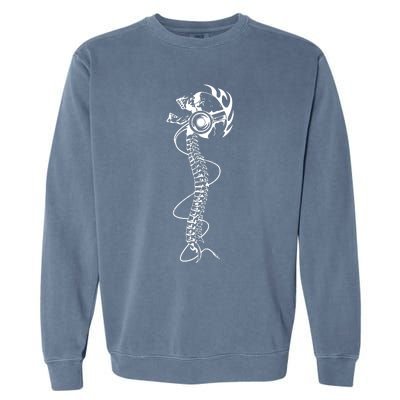 Headphone Wearing Skull Spine Garment-Dyed Sweatshirt