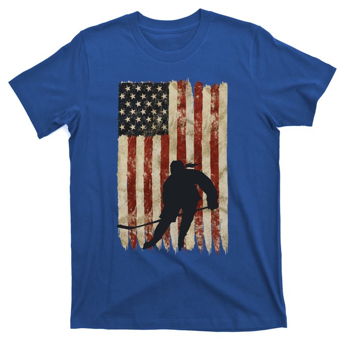 Hockey Weathered Usa Flag Patriotic Cute Gift T-Shirt