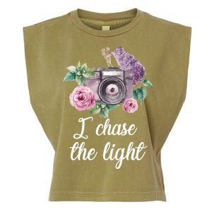 I Chase the Light Camera Garment-Dyed Women's Muscle Tee