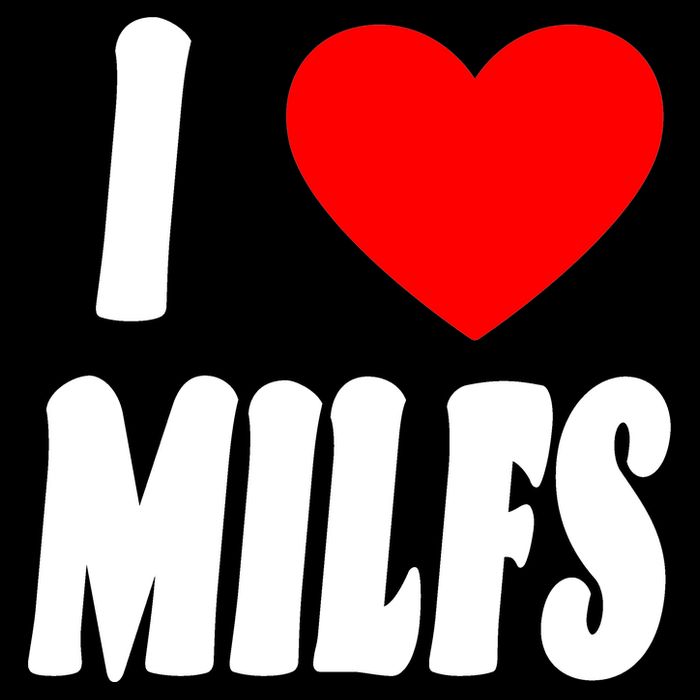 I Heart Milfs Button