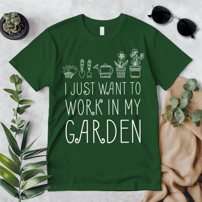 I Just Want To Work In My Garden Premium T-Shirt