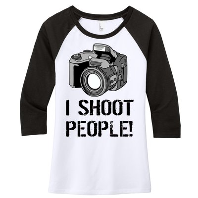 I Shoot People (Camera) Women's Tri-Blend 3/4-Sleeve Raglan Shirt