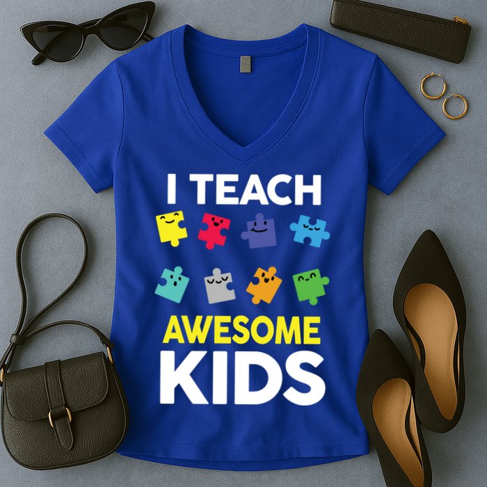 I Teach Awesome Kids Women's V-Neck T-Shirt