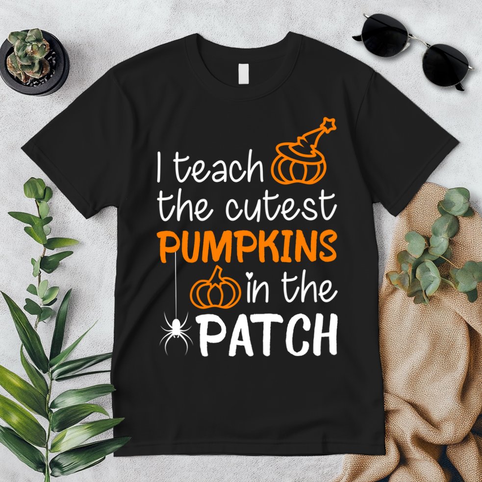 I Teach The Cutest Pumpkins in the Patch Halloween Teacher Premium T-Shirt