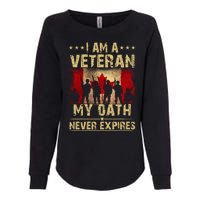 I Am A Veteran My Oath Never Expires Gift Remembrance Day Patriotic Canada Womens California Wash Sweatshirt