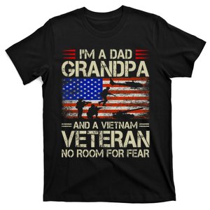 IM A Dad Grandpa And Vietnam Veteran Us Flag Papa Grandpa T-Shirt