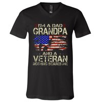 Im A Dad Grandpa And Veteran Fathers Day Papa Grandpa Gifts V-Neck T-Shirt