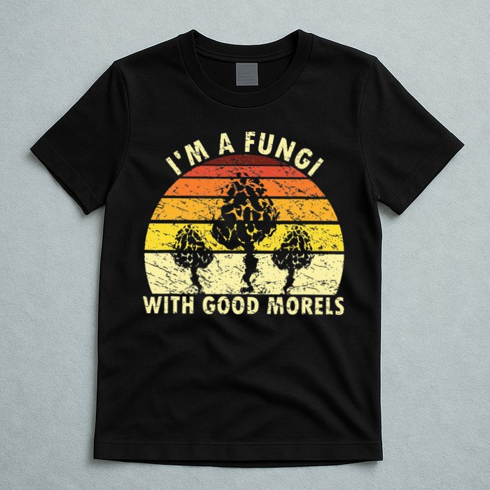 I'm A Fungi Funny Mushroom Foraging Retro FungiHunter T-Shirt