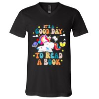 ItS A Good Day To Read Book Day Costumes Bookworm V-Neck T-Shirt