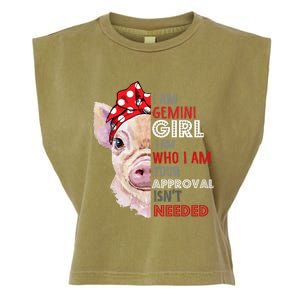 I Am Gemini Who Loves Pigs Star Sign Zodiac Gift Garment-Dyed Women's Muscle Tee