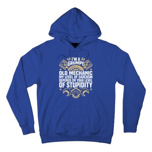 IM A Grumpy Old Mechanic Engine Quote Motor Car Garage Gift Hoodie