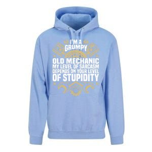 IM A Grumpy Old Mechanic Engine Quote Motor Car Garage Gift Unisex Surf Hoodie