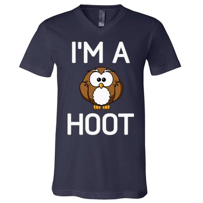 Im A Hoot Owl Pun Funny Jokes Sarcastic Sayings V-Neck T-Shirt