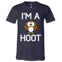 Im A Hoot Owl Pun Funny Jokes Sarcastic Sayings V-Neck T-Shirt
