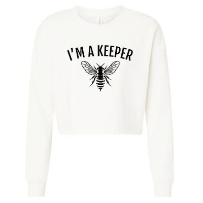 Im A Keeper Funny Beekeeper Beekeeping Cropped Pullover Crew