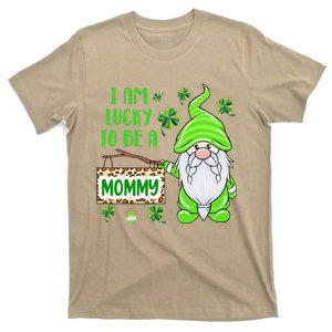 I Am Lucky To Be A Mommy Gnome St Patricks Day For Women T-Shirt