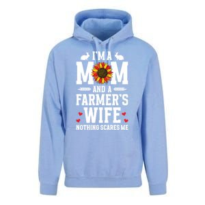 IM A Mom And A FarmerS Wife Of A Farmer Wife Farm Wife Gift Unisex Surf Hoodie