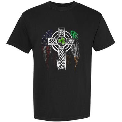 Irish American USA Flag Celtic Cross St Patricks Day Garment-Dyed Heavyweight T-Shirt