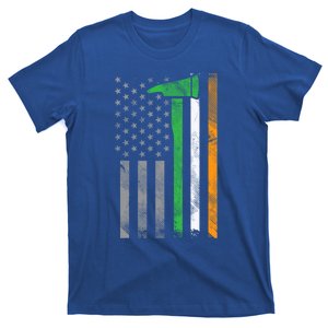 Irish American Us Flag Firefighter Axe Fire St Patricks Day Funny Gift T-Shirt