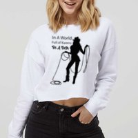 In A World Full Of Karens Be A Beth Design Cool Cropped Pullover Crew