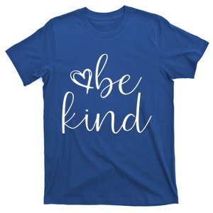 In A World Where You Can Be Anything Be Kind Cute Graphic Cute Gift T-Shirt