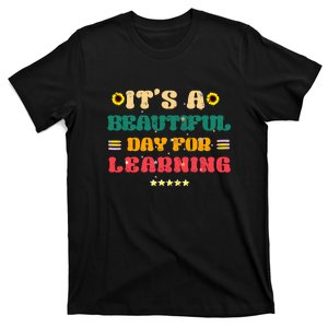 Its Beautiful Day For Learning Retro Teacher Students Women T-Shirt