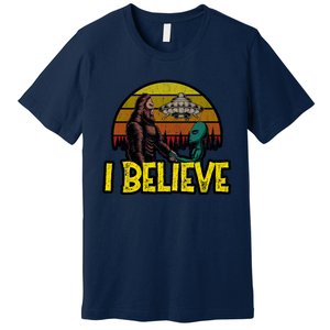 I Believe Funny Alien And Bigfoot Design Distressed Premium T-Shirt