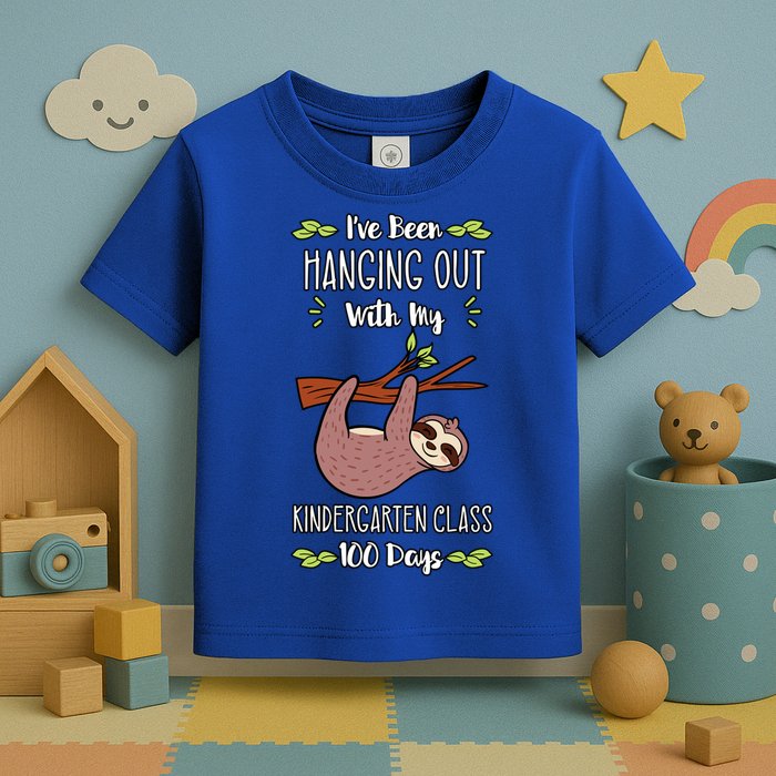 I've Been Hanging Out With My Kindergarten Class 100 Days Cool Gift Toddler T-Shirt