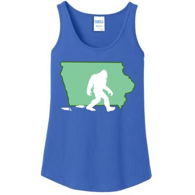 Iowa Bigfoot Hunter State Gift Ladies Essential Tank