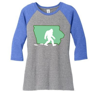 Iowa Bigfoot Hunter State Gift Women's Tri-Blend 3/4-Sleeve Raglan Shirt